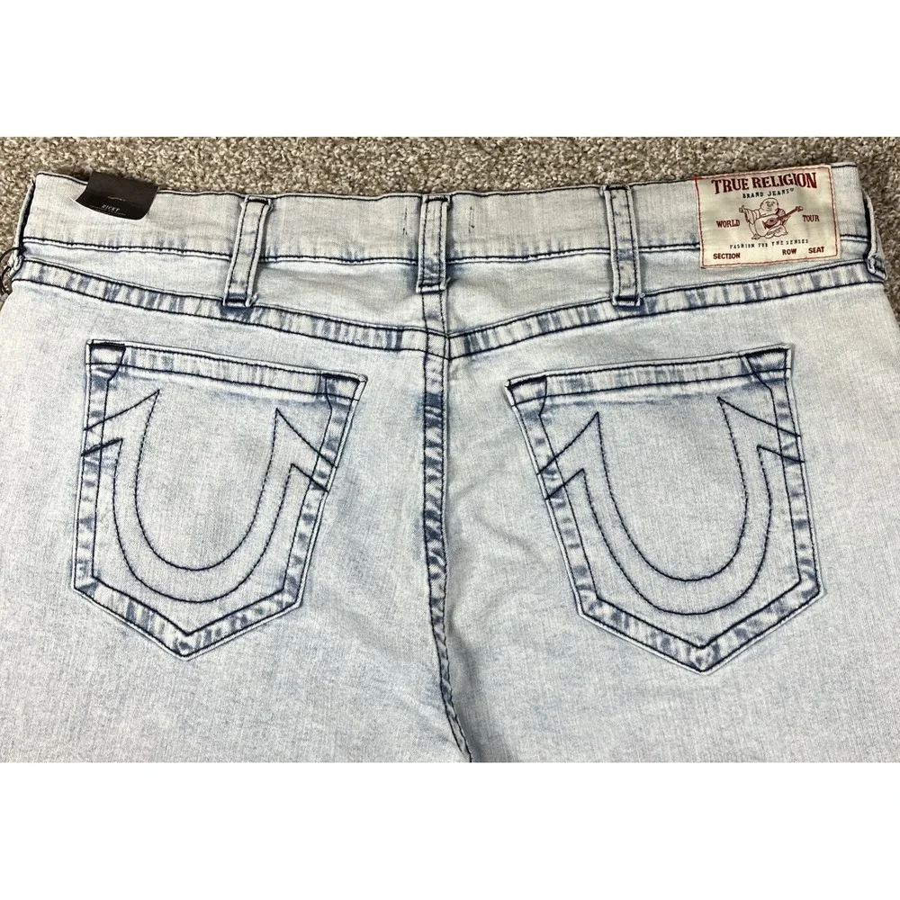 True Religion Ricky Relaxed Straight No Flap Light Wash Jeans Size 44x34 NEW